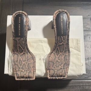 Good American Snake Print Heels - Brown